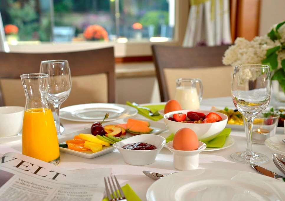 אסן Art Hotel Koerschen מסעדה תמונה